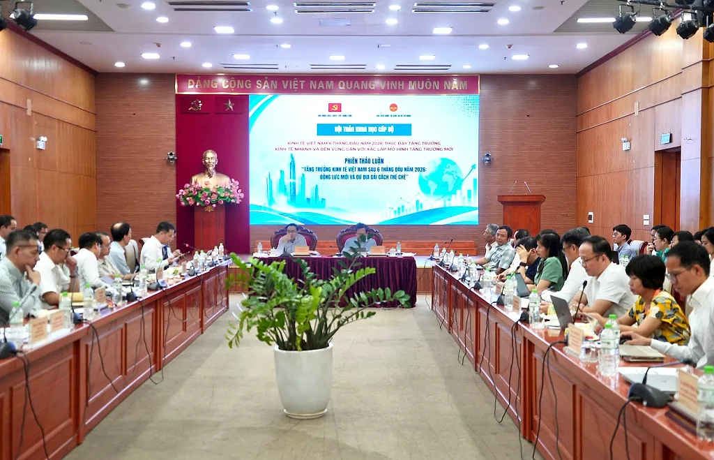 Triển vọng kinh tế Việt Nam: Xác lập mô hình tăng trưởng mới để hiện thực hóa mục tiêu “hai con số”