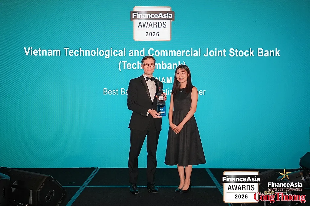Techcombank lập kỷ lục 4 năm liên tiếp được vinh danh “Ngân hàng tốt nhất Việt Nam” bởi FinanceAsia