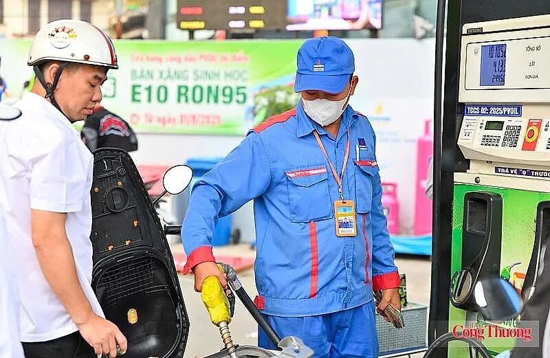 Hà Nội lên phương án bảo đảm nguồn cung xăng dầu trong mọi tình huống