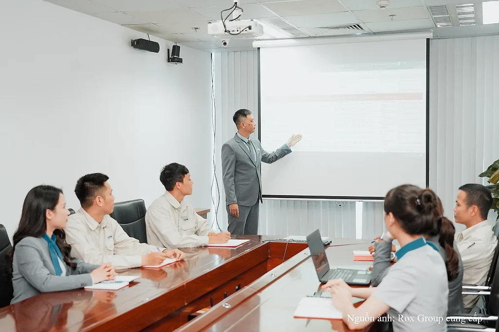 Doanh nghiệp dịch vụ tạo lợi thế từ tiêu chuẩn vận hành