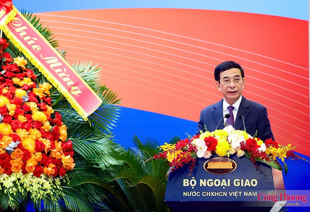 Đại tướng Phan Văn Giang đề xuất 7 nhóm giải pháp nâng tầm đối ngoại quốc phòng — Bộ Ngoại giao