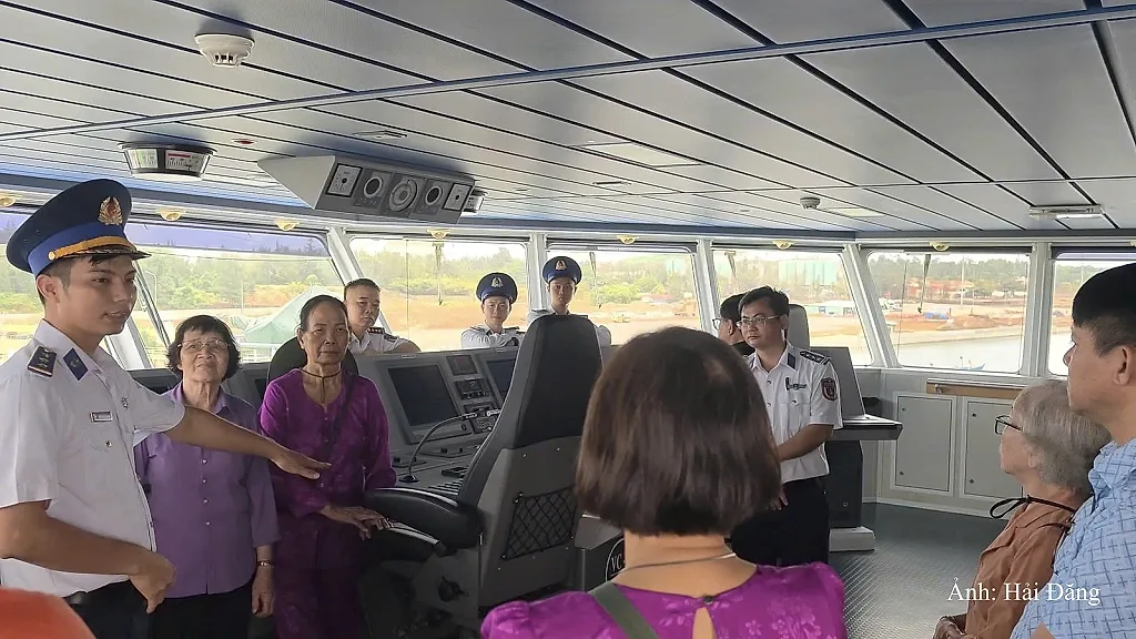 Bộ Tư lệnh Vùng Cảnh sát biển 2 tri ân người có công với cách mạng