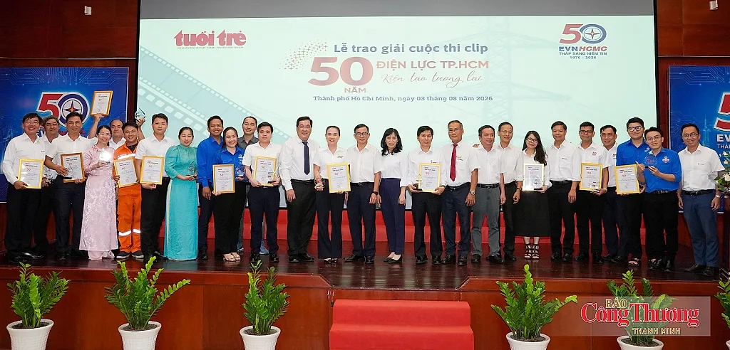 EVNHCMC trao giải cuộc thi clip 50 năm Điện lực TP. Hồ Chí Minh