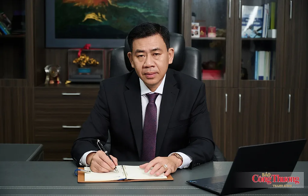IUH đẩy mạnh Bình dân học vụ số, nâng cao kỹ năng số, ứng dụng AI — Trường Đại học Công nghiệp TP. Hồ Chí Minh