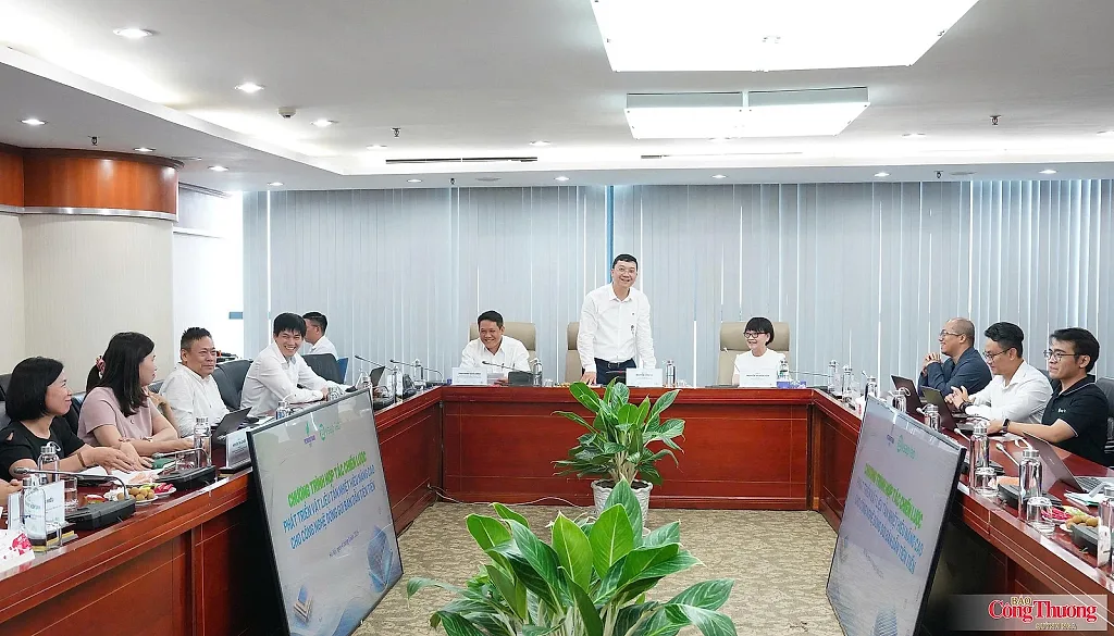 Xây dựng định hướng hợp tác nghiên cứu, phát triển vật liệu công nghệ cao