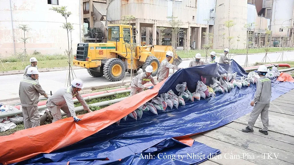 Nhiệt điện Cẩm Phả đảm bảo giữ vững dòng điện trong mùa mưa bão — Công ty Nhiệt điện Cẩm Phả - TKV