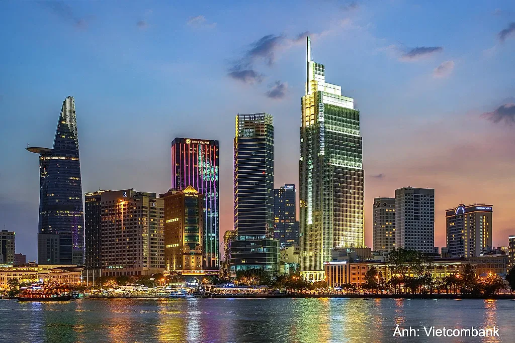 Từ thương cảng Sài Gòn đến trung tâm tài chính quốc tế nhìn từ Vietcombank Tower