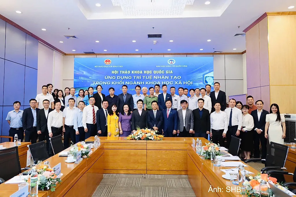 Từ giảng đường đến thực tiễn: Hợp lực phát triển AI Việt Nam