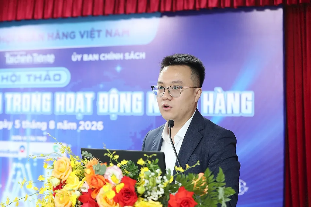 luat-su-hoang-ha.jpg
