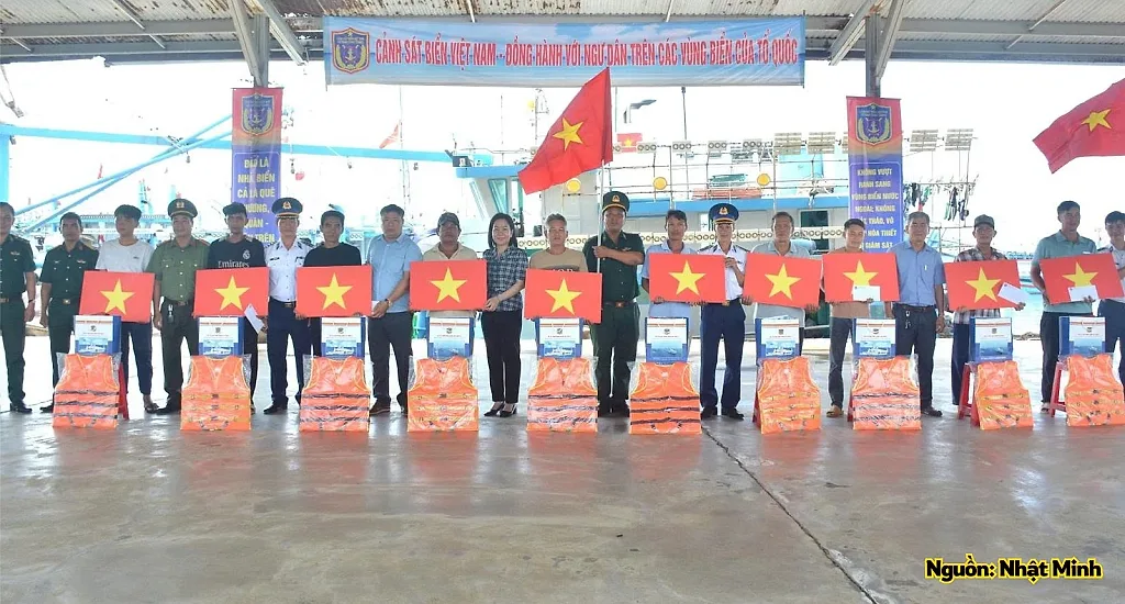 Khánh Hòa tăng cường phối hợp chống khai thác hải sản bất hợp pháp