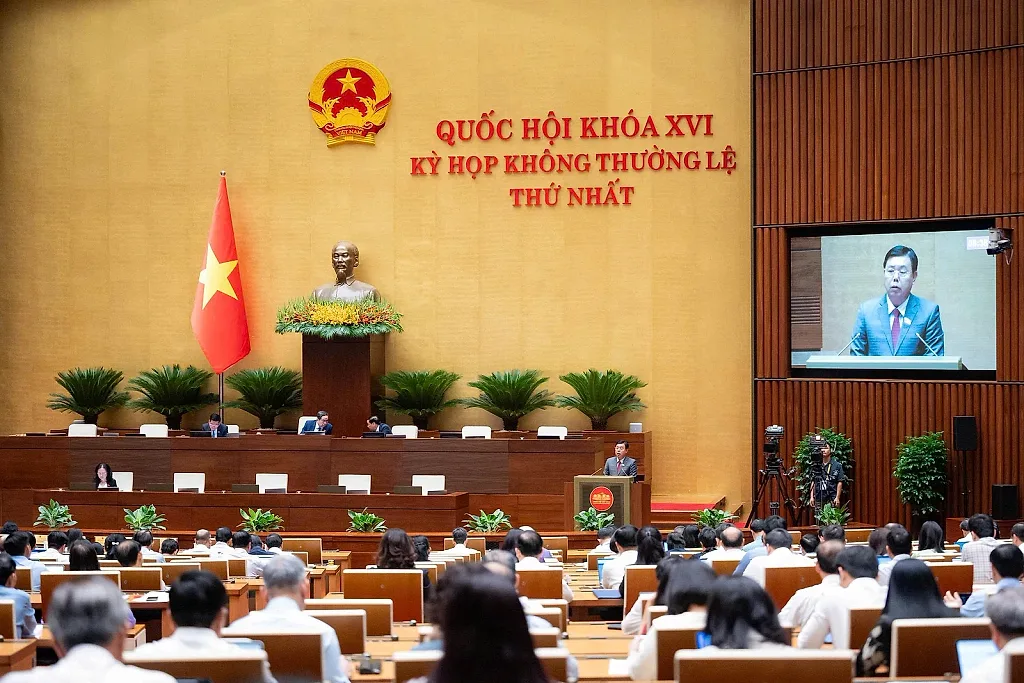 Chính thức trình Quốc hội việc thành lập 2 thành phố Quảng Ninh và Bắc Ninh