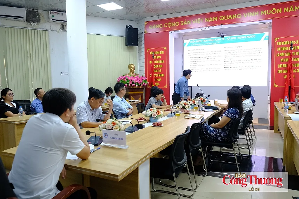 Đà tăng trưởng tích cực tiếp sức cho doanh nghiệp ngành Công Thương
