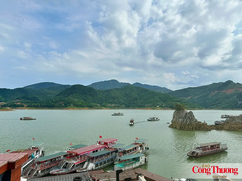 Cảnh báo lũ quét, sạt lở tại nhiều điểm du lịch miền núi Phú Thọ