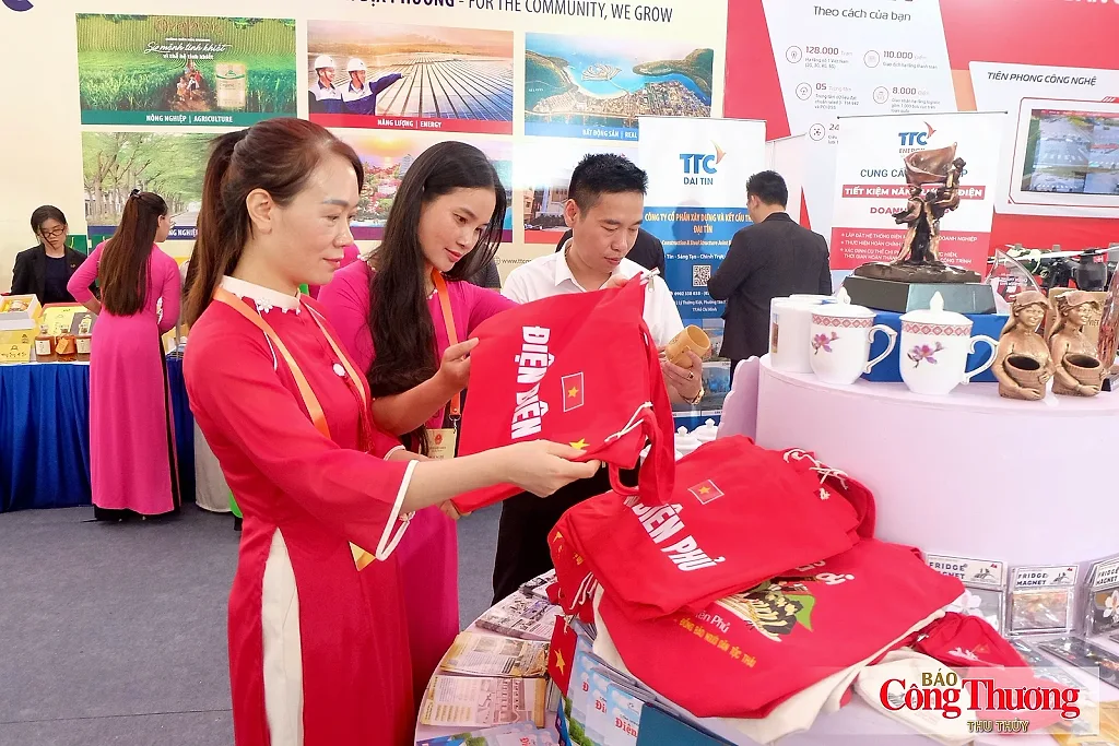 Điện Biên thúc đẩy thương mại, dịch vụ, tạo đà tăng trưởng kinh tế