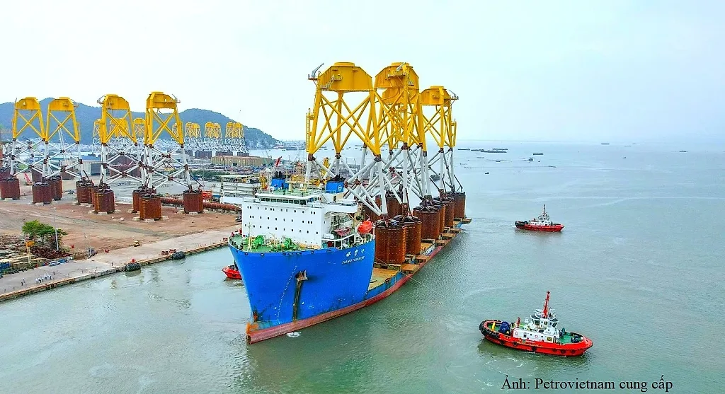 Phát triển Trung tâm năng lượng tái tạo: Phải xây dựng mô hình tích hợp