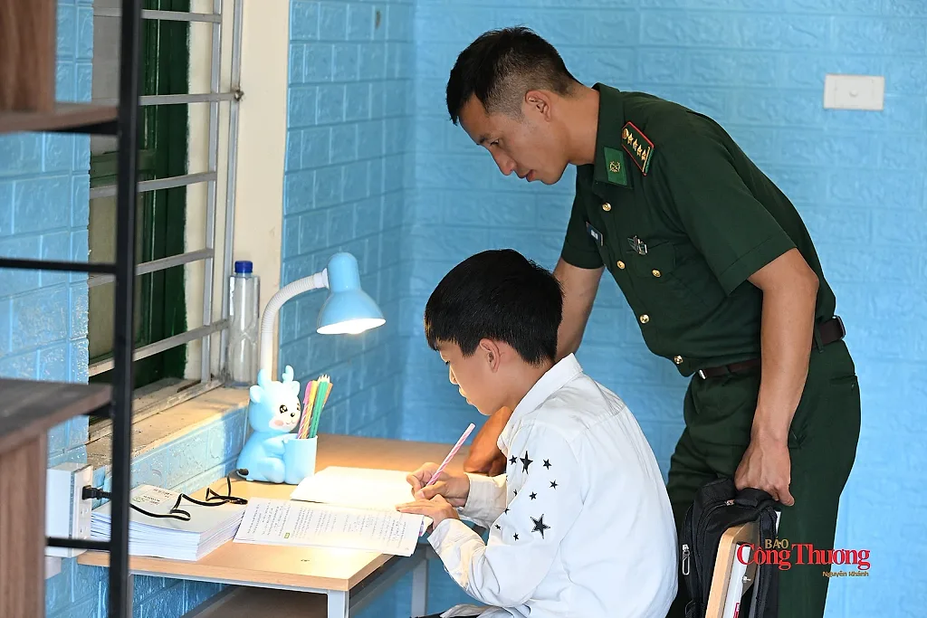 Gieo mầm tri thức nơi biên giới Sì Lở Lầu