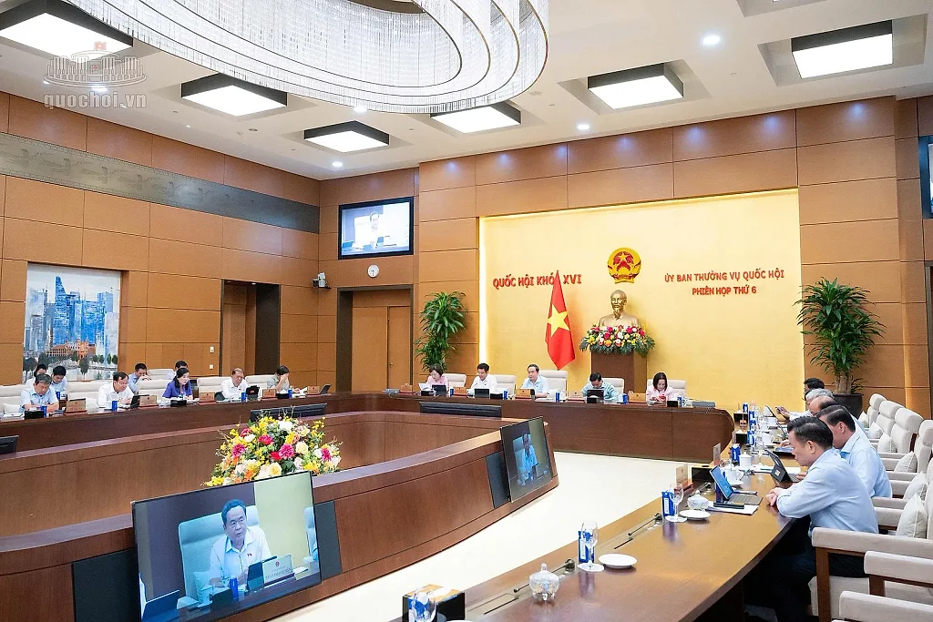 Đề xuất bổ sung chính sách phát triển kinh tế biển hiện đại, xanh, tuần hoàn