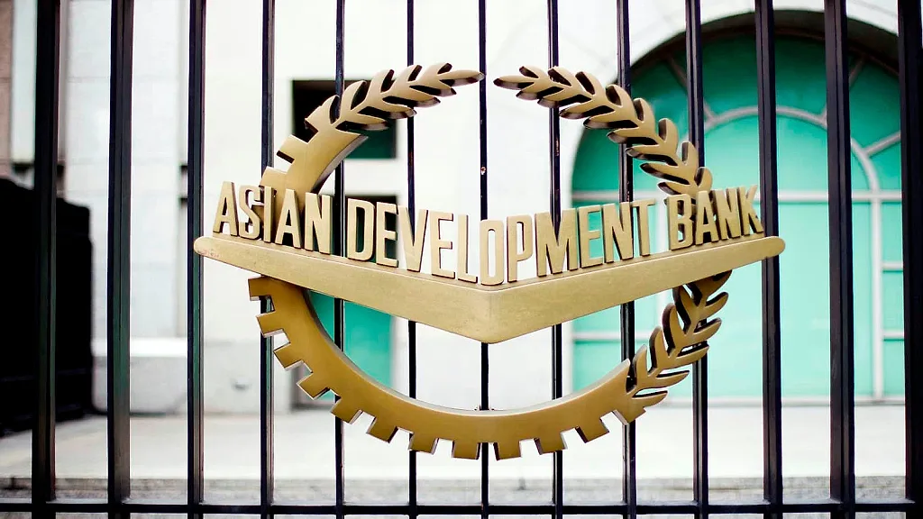 ADB: Tăng trưởng tại các nền kinh tế đang phát triển ở châu Á - Thái Bình Dương sẽ chậm lại nhưng vẫn vững vàng