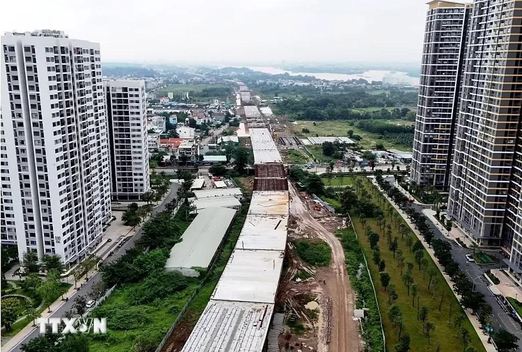 TP. Hồ Chí Minh trước chặng nước rút tăng trưởng hai con số