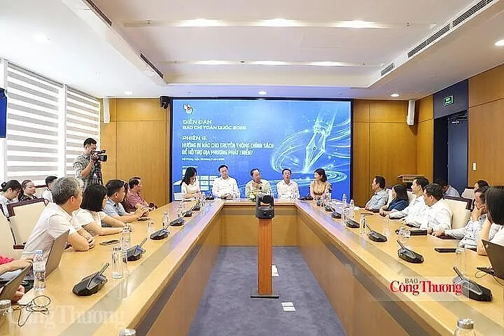 Truyền thông chính sách cần nhiều hơn một chiều thông tin