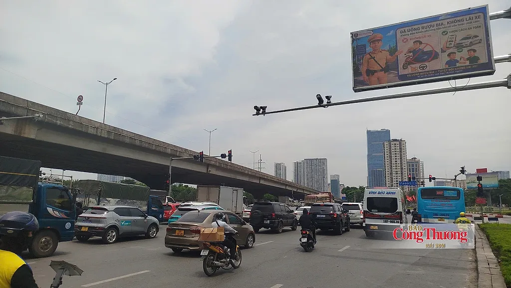 Hà Nội: Đẩy mạnh chuyển đổi số trong bảo đảm an toàn giao thông