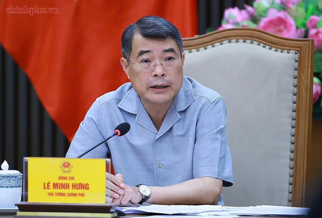 Thủ tướng yêu cầu giải ngân 100% vốn các dự án giao thông trọng điểm