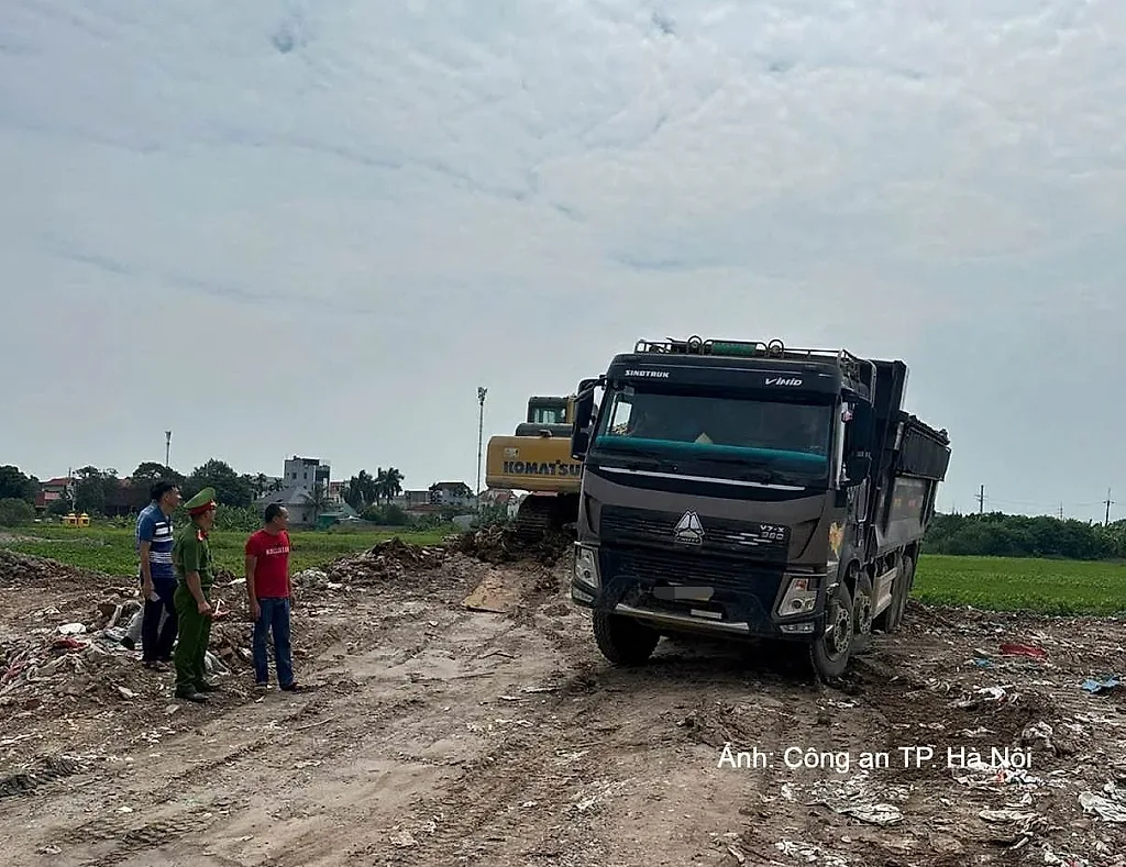 Khởi tố giám đốc Công ty Việt Dũng tội gây ô nhiễm môi trường
