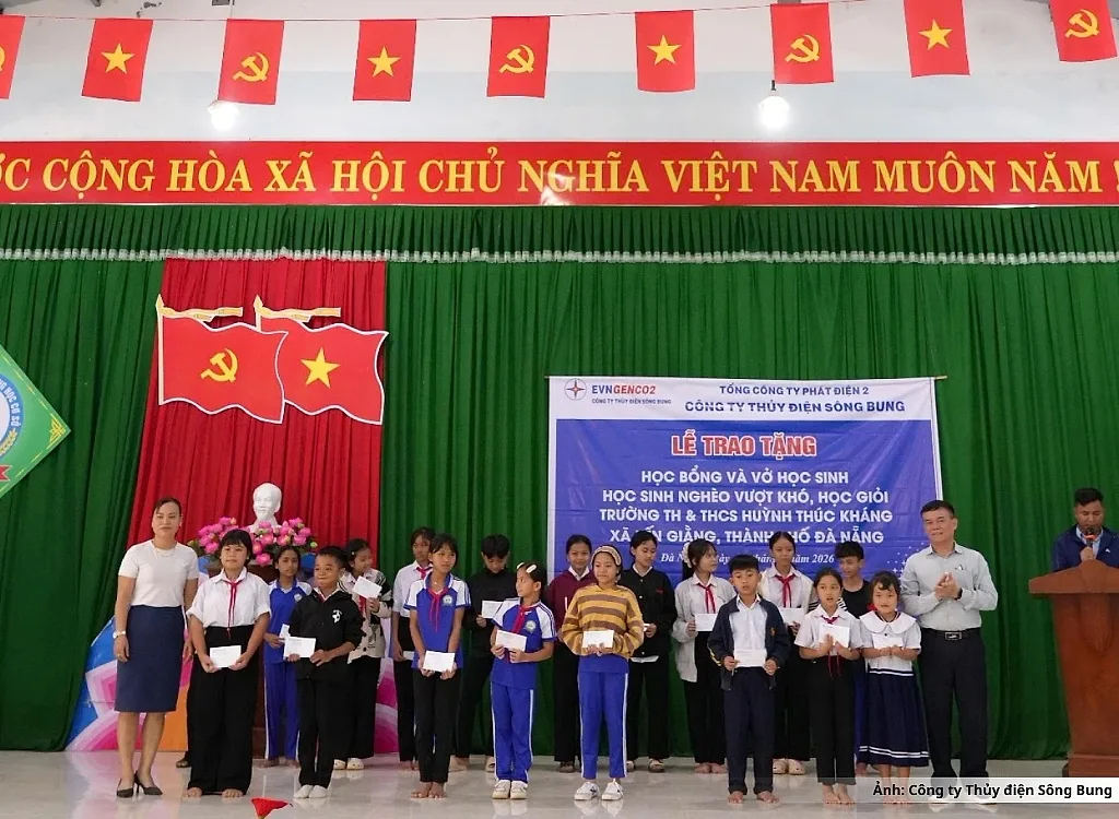 Công ty Thủy điện Sông Bung đồng hành cùng học sinh vùng cao