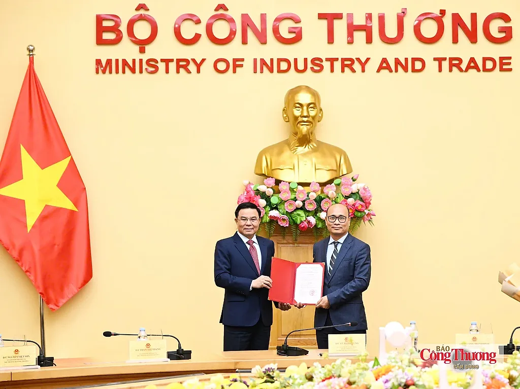 Công bố Quyết định bổ nhiệm Thứ trưởng Bộ Công Thương Lương Hoàng Thái