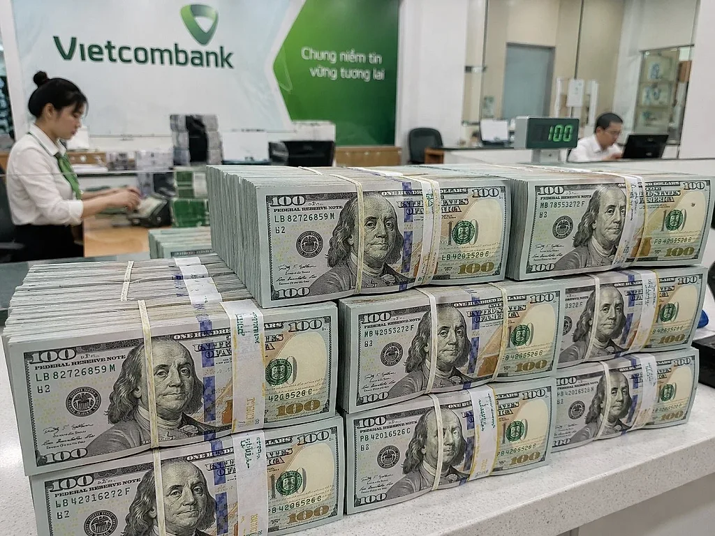 Dữ liệu kinh tế Mỹ trái chiều và những tác động tới tỷ giá, lãi suất ở Việt Nam