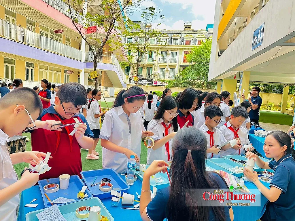 Không thu quỹ lớp: Phụ huynh đồng hành với nhà trường ra sao?