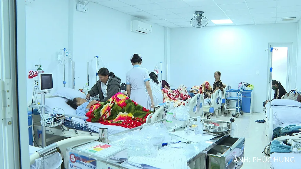 Quảng Ngãi: Hàng chục người phải nhập viện nghi ngộ độc thực phẩm