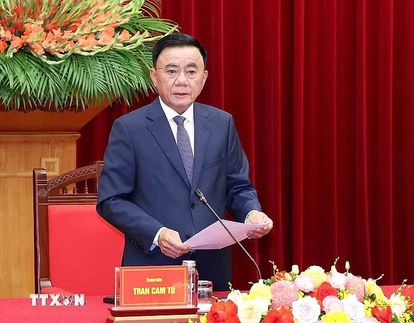 Thường trực Ban Bí thư Trần Cẩm Tú tiếp Đoàn cán bộ cao cấp Đảng Nhân Cách mạng Lào