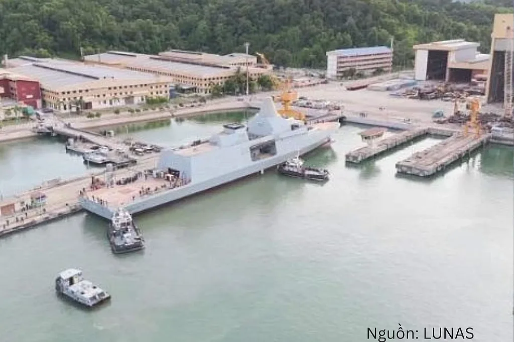Tin công nghiệp quốc phòng 13/10: LCS-1 của Malaysia không có tên lửa