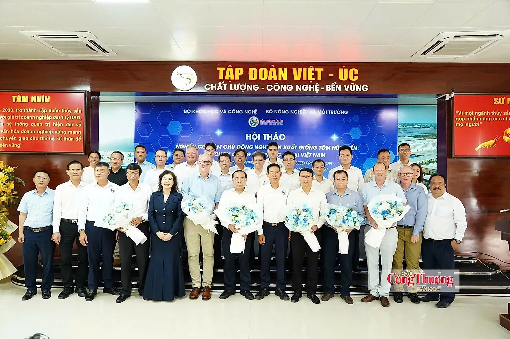 Việt Nam tìm hướng làm chủ công nghệ sản xuất giống tôm hùm biển