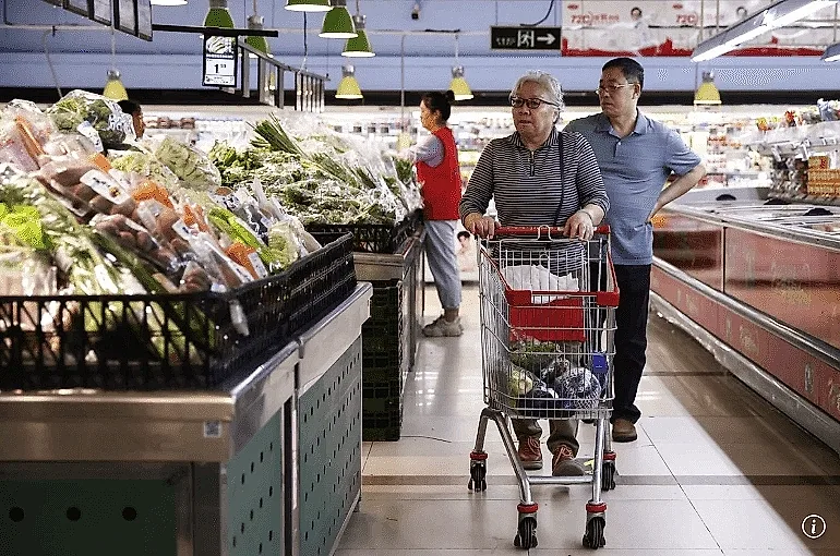 Kinh tế Trung Quốc tăng trưởng 4,5% trong quý III, duy trì đúng hướng mục tiêu tăng trưởng GDP cả năm