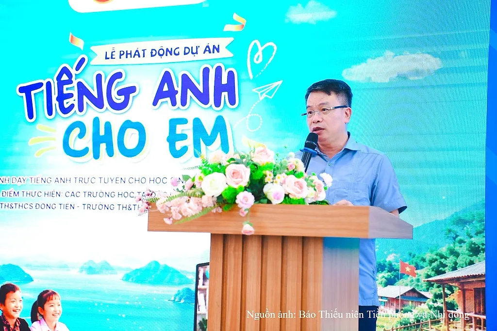 Thúc đẩy chuyển đổi số trong dạy học tiếng Anh tại Cô Tô