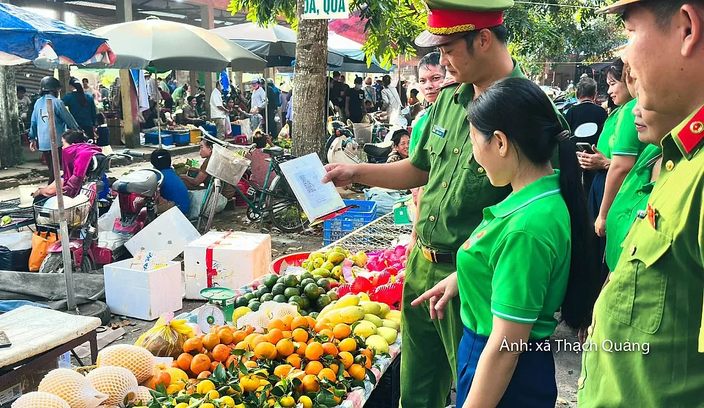 Thanh Hóa: Đưa thanh toán không tiền mặt đến với người dân miền núi