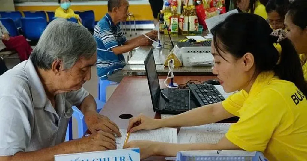 Lương hưu có thể lên tới gần 40 triệu đồng khi đóng mức BHXH tối đa