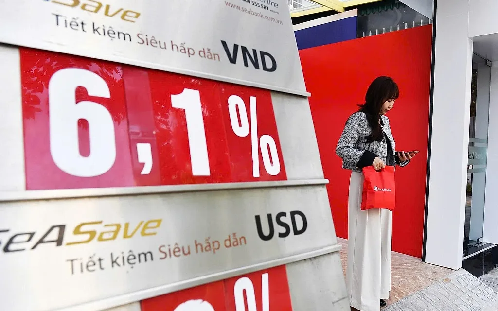 Lãi suất ngân hàng hôm nay 21/5: Cao nhất lên tới 7,6%/năm