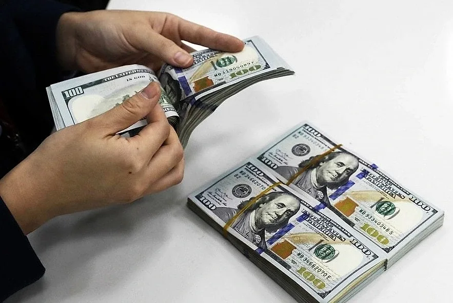 Tỷ giá USD hôm nay 21/5: USD tự do bật tăng mạnh, DXY neo đỉnh nhiều tuần