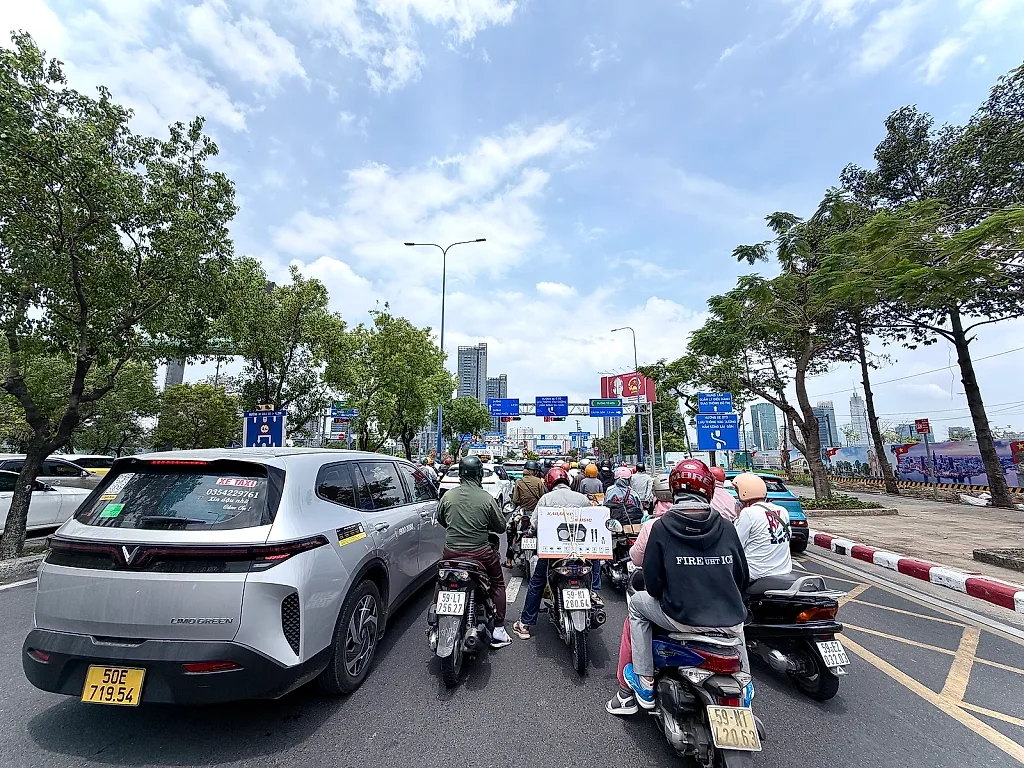 Dự báo thời tiết TP. Hồ Chí Minh 25/5: Có nơi nắng trên 35 độ C — Trung tâm Dự báo khí tượng thuỷ văn Quốc gia