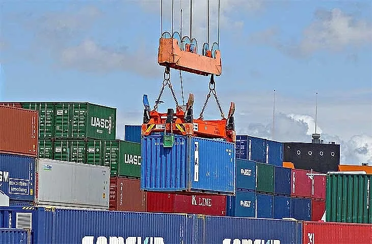 Algeria ban hành thông tư mới về hoạt động nhập khẩu hàng hóa