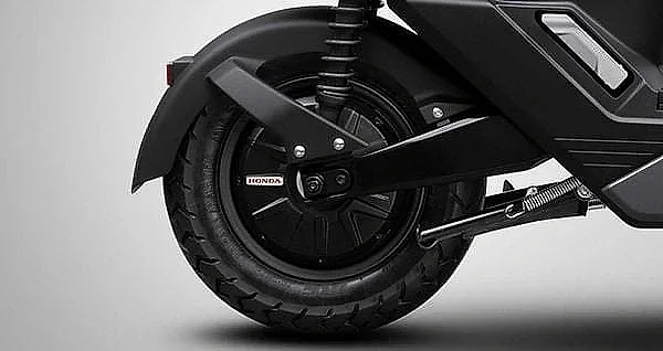 Xe điện "chuẩn Nhật" giảm giá cả chục triệu: Không bằng lái, đi 70km/lần sạc — Honda Việt Nam