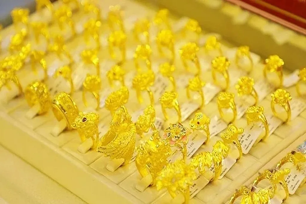 Giá vàng hôm nay 26/5: Vàng SJC bất ngờ bật tăng sau chuỗi ngày lao dốc