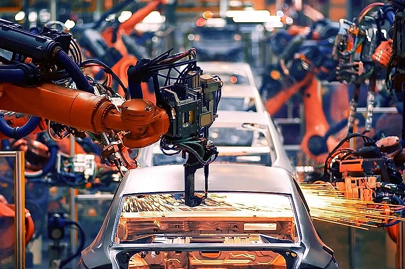 Phê duyệt Chương trình phát triển công nghiệp hỗ trợ giai đoạn 2026 - 2035 — Bộ Chính trị