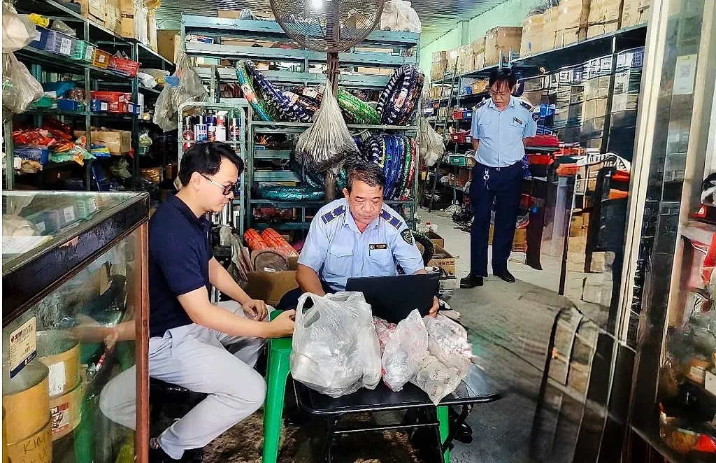 Quản lý thị trường Đồng Nai: Quyết liệt trấn áp hàng giả, xâm phạm sở hữu trí tuệ — Chi cục Quản lý thị trường TP. Đồng Nai