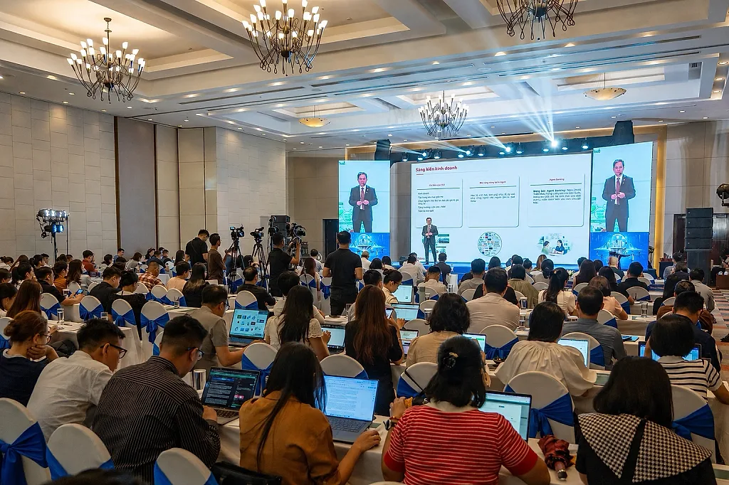 Phấn đấu tăng trưởng kinh tế 2 con số: Hành động mới và động lực tăng trưởng mới