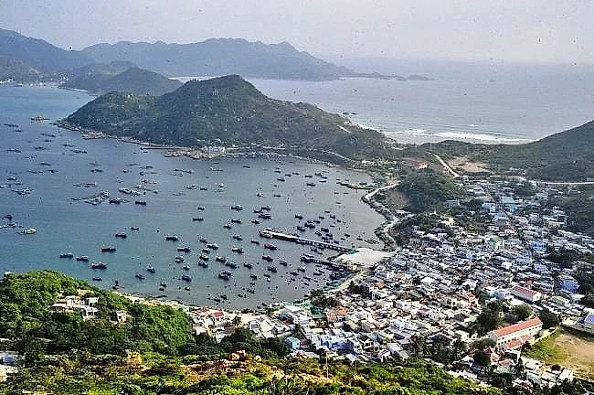 Xã "vịnh" mới của Khánh Hòa, diện tích 92km2 cùng dân số hơn 23.000 người, hướng tới trở thành phường đô thị biển sầm uất vào năm 2030 — UBND xã Nam Cam Ranh