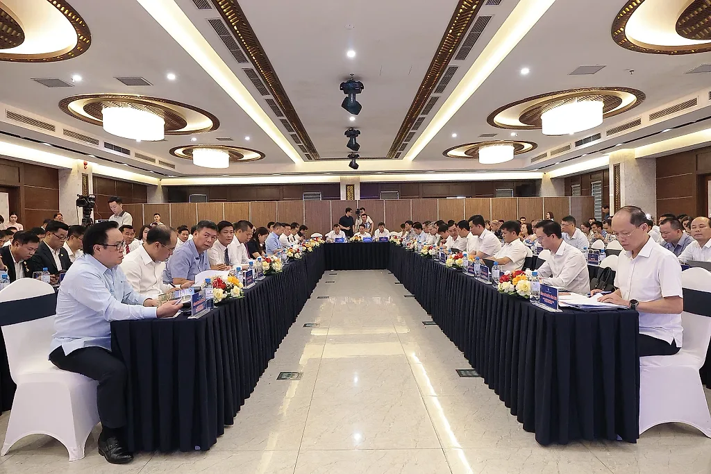 Hà Tĩnh: Chính quyền và doanh nghiệp đồng kiến tạo chính sách — UBND tỉnh Hà Tĩnh